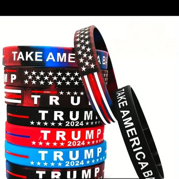 New Pair of Trump 2024 Silicone Support Bracelets - Picture 1 of 5